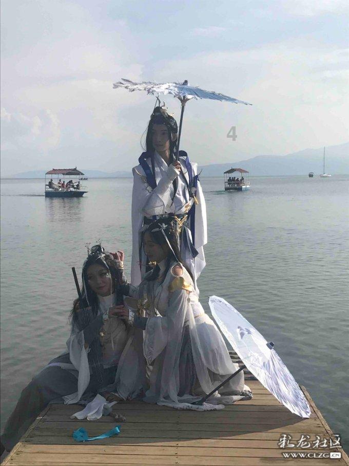 卡通汽车拼拼看