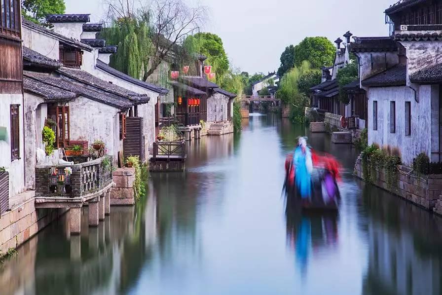 时代相交之际,大师投湖自尽,一封遗书带来百年谜团